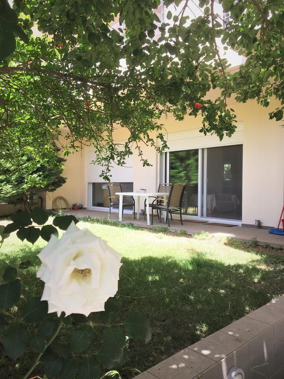 卡拉马塔Rose Garden公寓 外观 照片